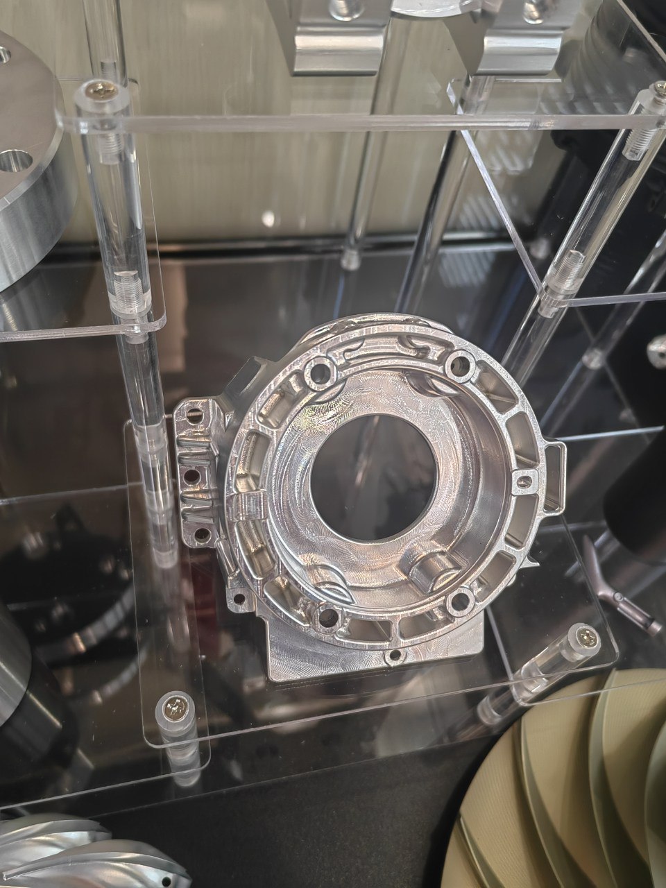 Обработка металла, алюминия, нержавеющий стали, меди Обработка металла, алюминия, нержавеющий стали, меди фото